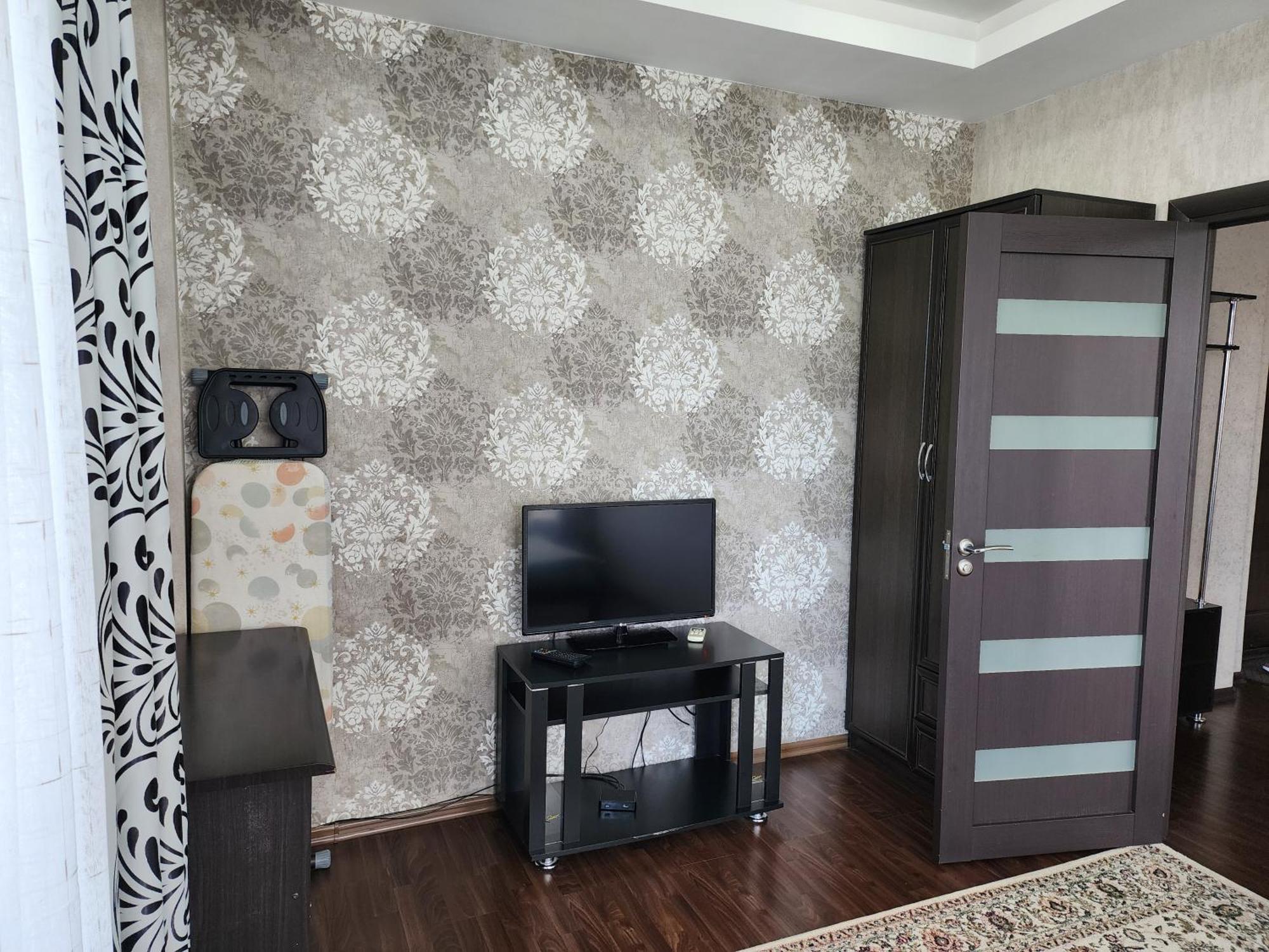 Apartment 88 Bishkek Exteriör bild